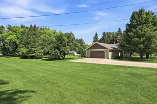 704 Bean Ave, Mora, MN 55051 - Photo 7