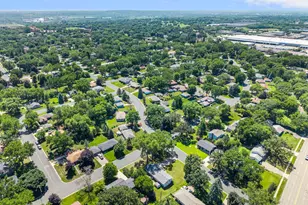 10725 Rich Ave S, Bloomington, MN 55437 - Photo 7