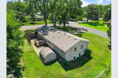 10725 Rich Ave S, Bloomington, MN 55437 - Photo 13
