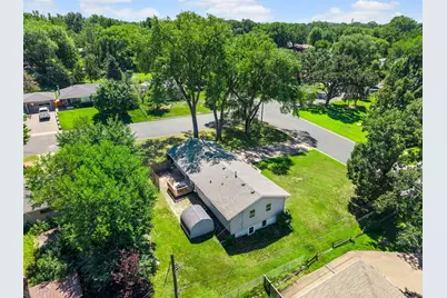 10725 Rich Ave S, Bloomington, MN 55437 - Photo 3