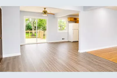 5901 Ewing Avenue N, Brooklyn Center, MN 55429 - Photo 7