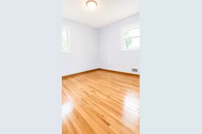 5901 Ewing Avenue N, Brooklyn Center, MN 55429 - Photo 11