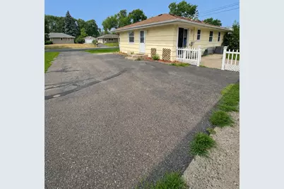 11219 Bittersweet Street NW, Coon Rapids, MN 55433 - Photo 3
