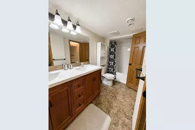 11219 Bittersweet Street NW, Coon Rapids, MN 55433 - Photo 23