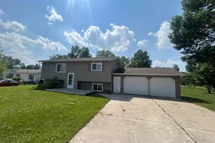 1324 Pelican Ln, Detroit Lakes, MN 56501 - Photo 1