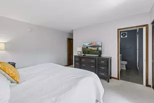 6710 Vernon Ave S, Edina, MN 55436 - Photo 15
