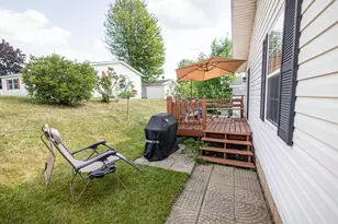 1390 Birchview Dr, Maplewood, MN 55119 - Photo 15