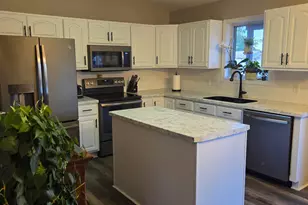 902 Nancy Ct SW, Eyota, MN 55934 - Photo 3