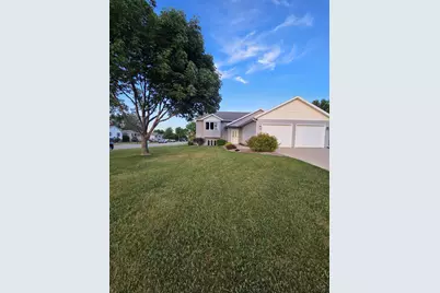 902 Nancy Court SW, Eyota, MN 55934 - Photo 1