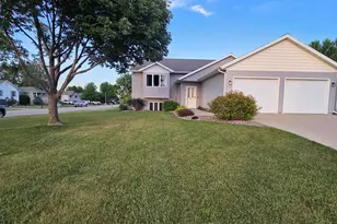 902 Nancy Ct SW, Eyota, MN 55934 - Photo 1