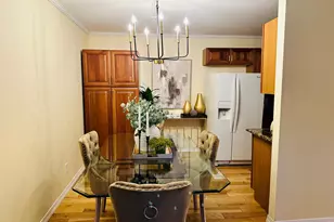 205 Barry Ave S, Wayzata, MN 55391 - Photo 3