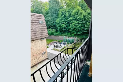 205 Barry Avenue S #306, Wayzata, MN 55391 - Photo 9