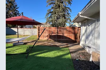 4050 Regent Avenue N, Robbinsdale, MN 55422 - Photo 7