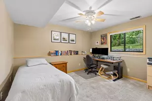 1076 Cottonwood Dr, Hudson, WI 54016 - Photo 39