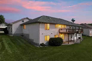 4528 Prairie View Pl NW, Rochester, MN 55901 - Photo 3