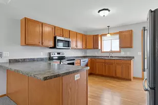 4528 Prairie View Pl NW, Rochester, MN 55901 - Photo 5