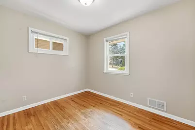 2481. 19th Avenue E, North Saint Paul, MN 55109 - Photo 11