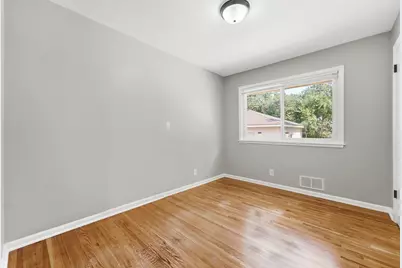 2481. 19th Avenue E, North Saint Paul, MN 55109 - Photo 15