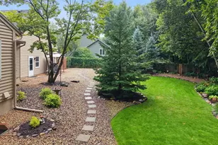 17727 Kingsway Path, Lakeville, MN 55044 - Photo 63