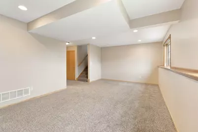 703 25th Avenue NW, Austin, MN 55912 - Photo 55