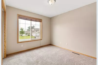 703 25th Avenue NW, Austin, MN 55912 - Photo 15