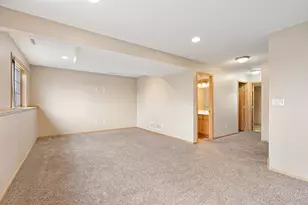 703 25th Ave NW, Austin, MN 55912 - Photo 17