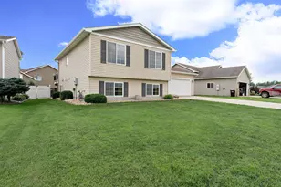 703 25th Ave NW, Austin, MN 55912 - Photo 23