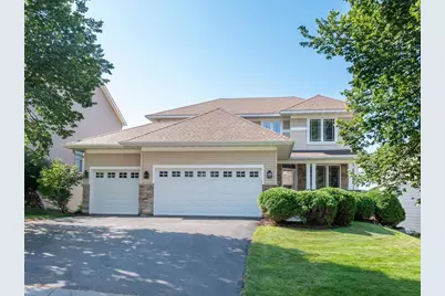 1511 Pembroke Pass, Chanhassen, MN 55317 - Photo 1