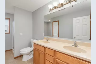 1511 Pembroke Pass, Chanhassen, MN 55317 - Photo 21