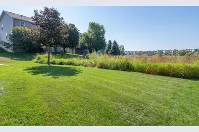 1511 Pembroke Pass, Chanhassen, MN 55317 - Photo 51