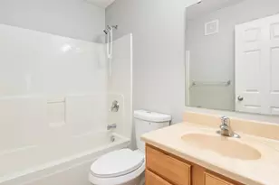 1511 Pembroke Pass, Chanhassen, MN 55317 - Photo 27