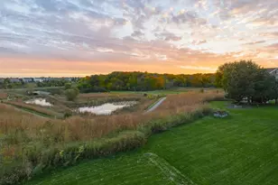 1511 Pembroke Pass, Chanhassen, MN 55317 - Photo 3