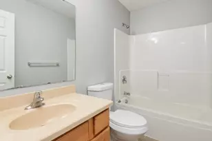 1511 Pembroke Pass, Chanhassen, MN 55317 - Photo 33