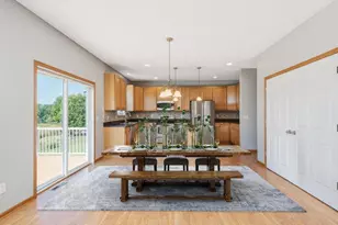 1511 Pembroke Pass, Chanhassen, MN 55317 - Photo 13