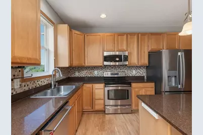 1511 Pembroke Pass, Chanhassen, MN 55317 - Photo 9