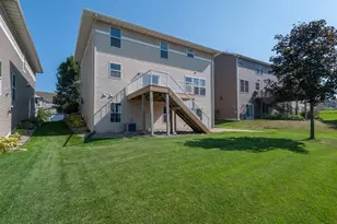 1511 Pembroke Pass, Chanhassen, MN 55317 - Photo 39