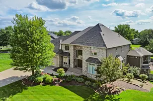 6102 Creek Ridge Ct, Minnetonka, MN 55345 - Photo 5