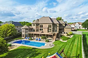 6102 Creek Ridge Ct, Minnetonka, MN 55345 - Photo 9