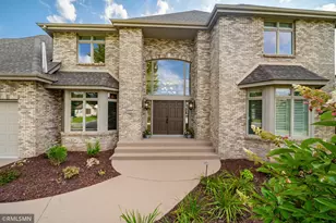 6102 Creek Ridge Ct, Minnetonka, MN 55345 - Photo 3