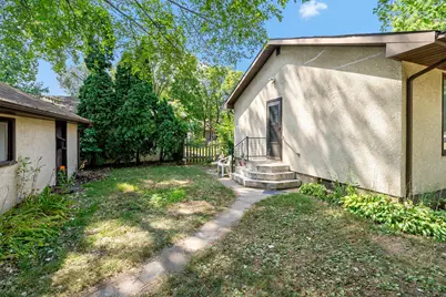 5456 Girard Avenue N, Brooklyn Center, MN 55430 - Photo 37