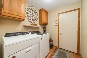 14346 Embassy Way, Apple Valley, MN 55124 - Photo 5