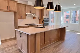 845 Sweetwater Dr, Saint Paul, MN 55116 - Photo 9