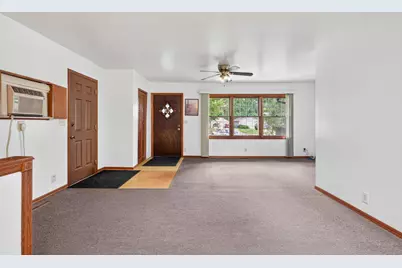 10138 Harriet Avenue S, Bloomington, MN 55420 - Photo 7