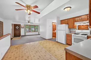 10138 Harriet Ave S, Bloomington, MN 55420 - Photo 11