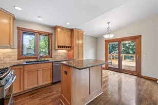 1945 Beaver Dam Ct, Eagan, MN 55122 - Photo 11