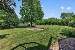 1945 Beaver Dam Ct, Eagan, MN 55122 - Photo 33