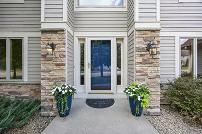 18462 Gladstone Boulevard N, Maple Grove, MN 55311 - Photo 5