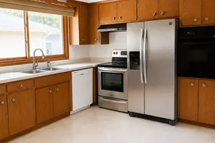 1600 Suburban Ave, Saint Paul, MN 55106 - Photo 11