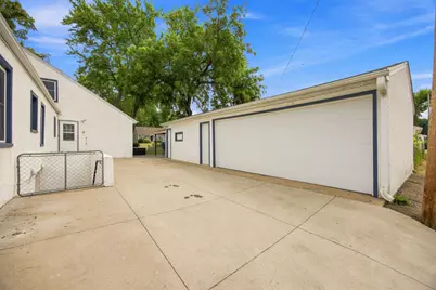 6900 Queen Avenue S, Richfield, MN 55423 - Photo 25