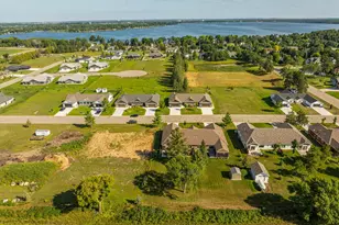 841 Lake Forest Cir, Detroit Lakes, MN 56501 - Photo 7